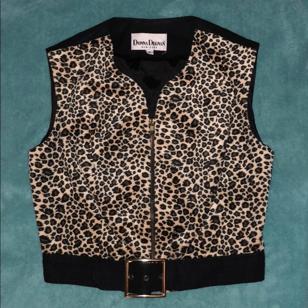 Donna Degnan New York size 6 vintage leopard vest
